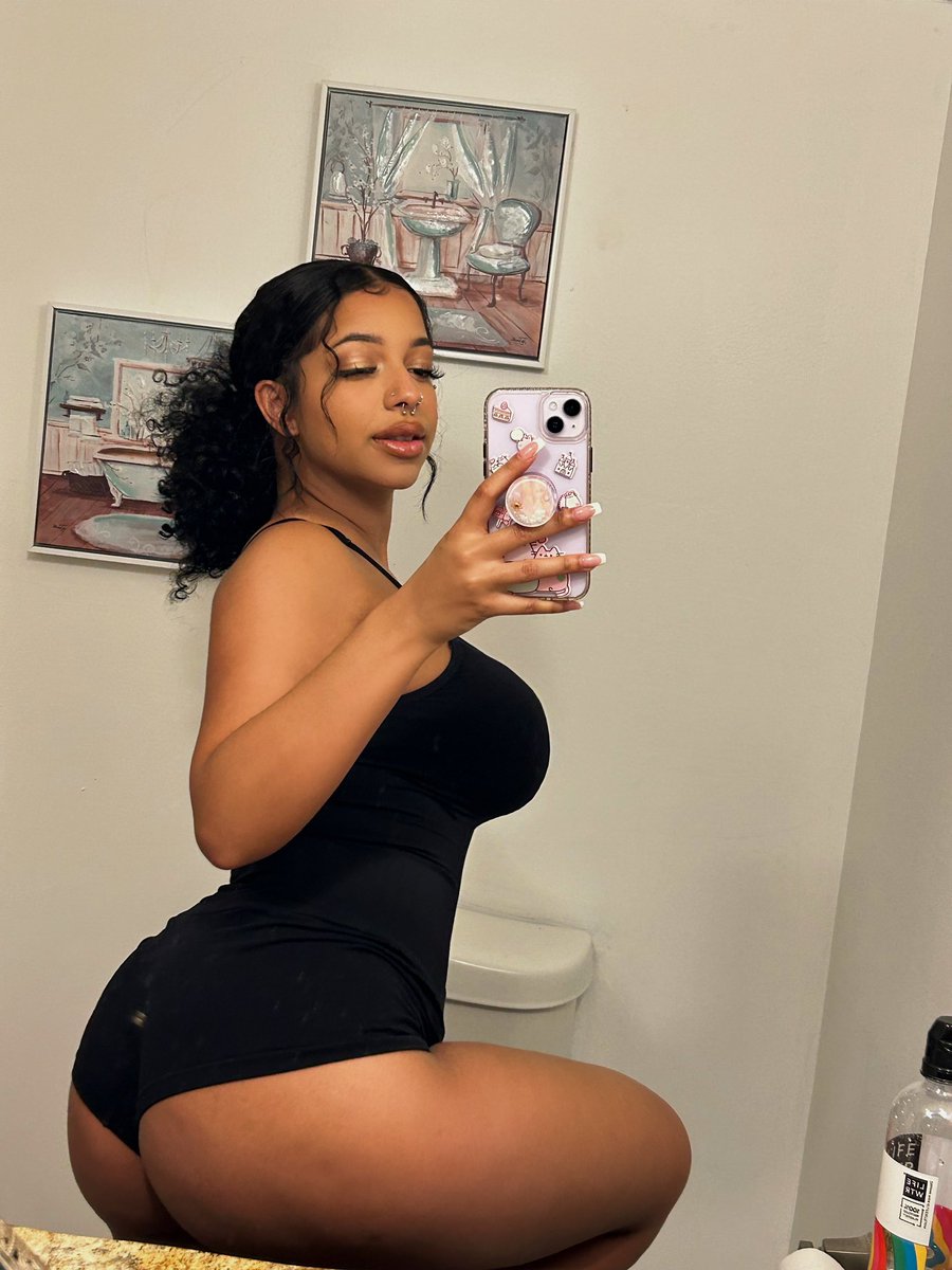ᥫ᭡ tweet media