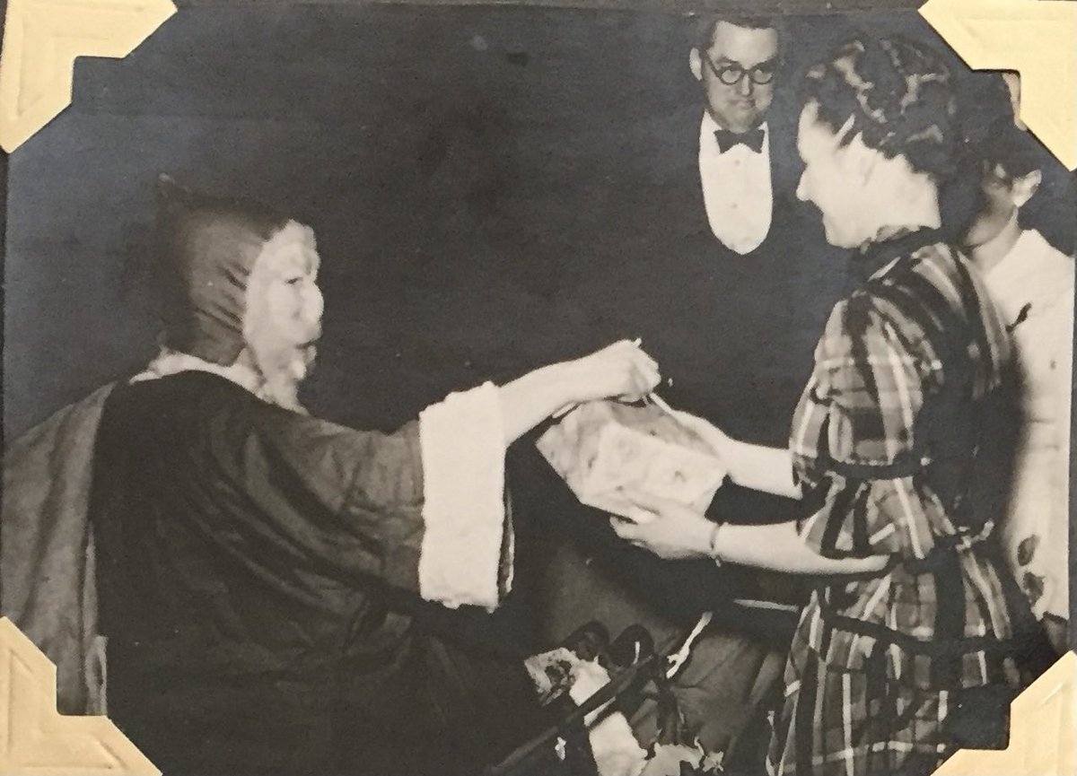 Day 5 of #12DaysOfArchives 
#FestiveClothes 

A vintage Father Christmas 🎅🏻 from December 1949

Thanks to Angela for the photo

#whitchurchhospital 
#hospitalChristmas
#FatherChristmas 
#gifts