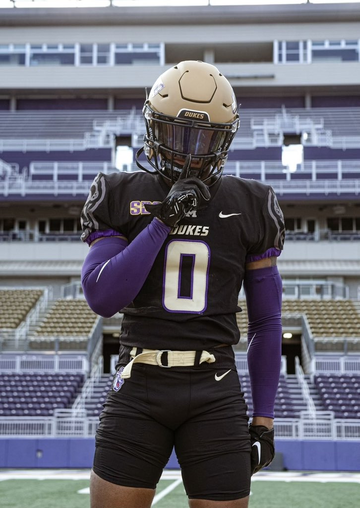 Gannon Weathersby (@gannonweathers1) on Twitter photo 100% Committed Go DUKES ⚪️🟣🐶
<a href="/Coach_BHaines/">Bryant Haines</a> @JMUCurtCignetti
<a href="/RecruitLangston/">Hughes Football</a> <a href="/williamsdo/">COACH BOONE Ed.S</a>
<a href="/AllenWilliams25/">Allen Williams</a> <a href="/ChadSimmons_/">ChadSimmons</a>
@RivalsJohnson <a href="/RecruitGeorgia/">Recruit Georgia</a>
@Mansell247 100% Committed Go DUKES ⚪️🟣🐶
<a href="/Coach_BHaines/">Bryant Haines</a> @JMUCurtCignetti
<a href="/RecruitLangston/">Hughes Football</a> <a href="/williamsdo/">COACH BOONE Ed.S</a>
<a href="/AllenWilliams25/">Allen Williams</a> <a href="/ChadSimmons_/">ChadSimmons</a>
@RivalsJohnson <a href="/RecruitGeorgia/">Recruit Georgia</a>
@Mansell247