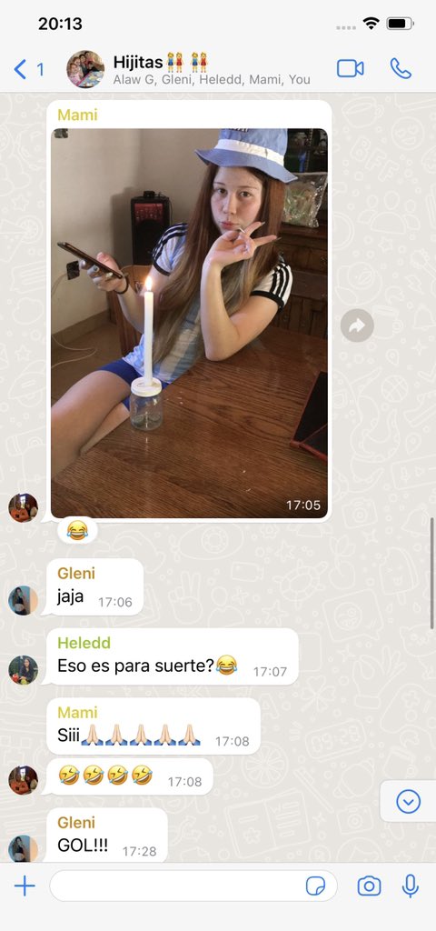 ElinaGriffiths's tweet photo. @glenyseilir gracias a tu velita🤣🤍💙 https://t.co/hffOkTBOwj