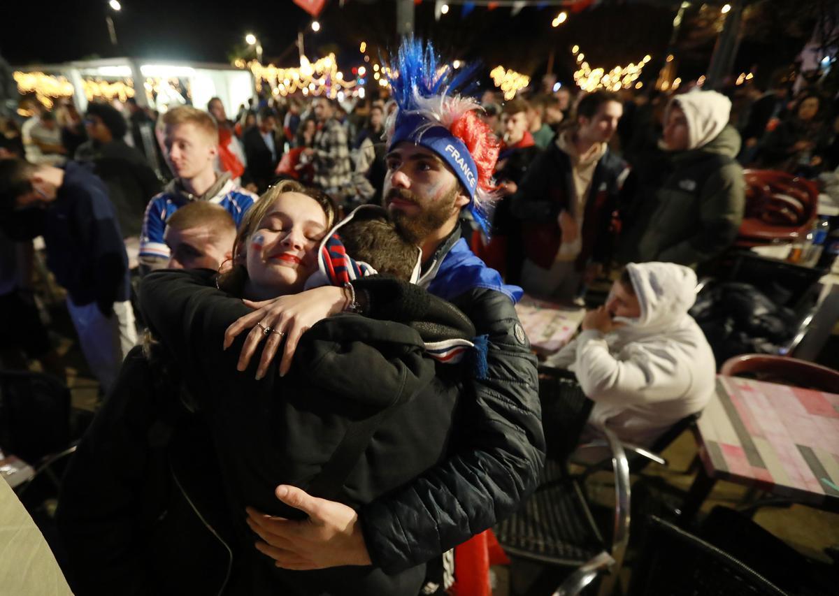 SO_Landes's tweet photo. Coupe du monde 2022 : à Dax et Mont-de-Marsan, une finale de folie et beaucoup d’émotions/Les supporteurs landais jusqu’au bout du rêve https://t.co/wwwgOZklol https://t.co/H5tZ46yGDJ