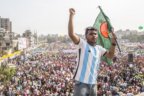 pecheadas's tweet image. Necesito que la selección juegue un amistoso en Bangladesh se lo merecen casi tanto como nosotros. 
Dale RT y MG para que le llegue al @tapiachiqui