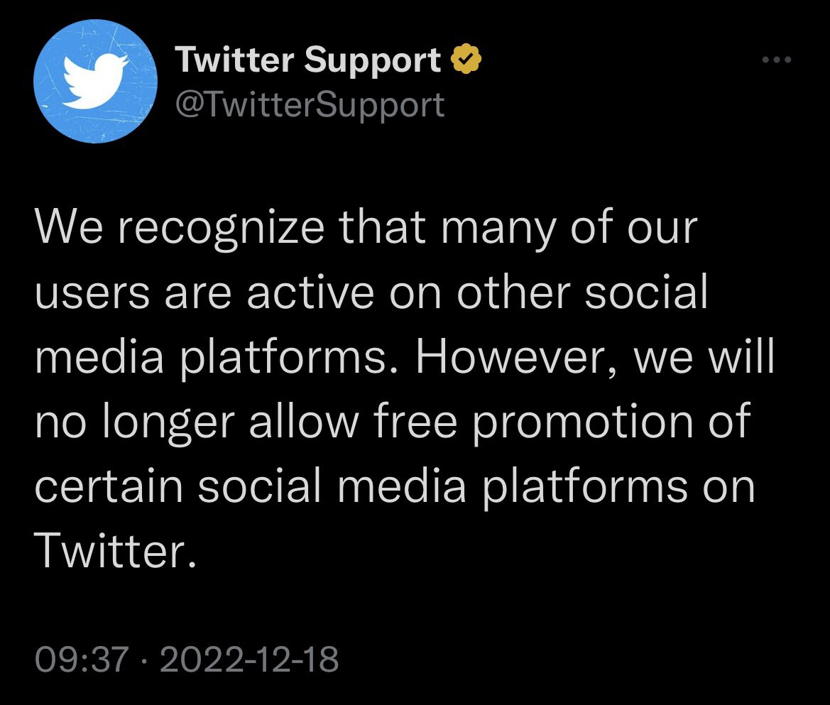 noctopian's tweet image. Watching this man lose his mind in real time is the most entertaining thing on here since 45 got covid 🍿