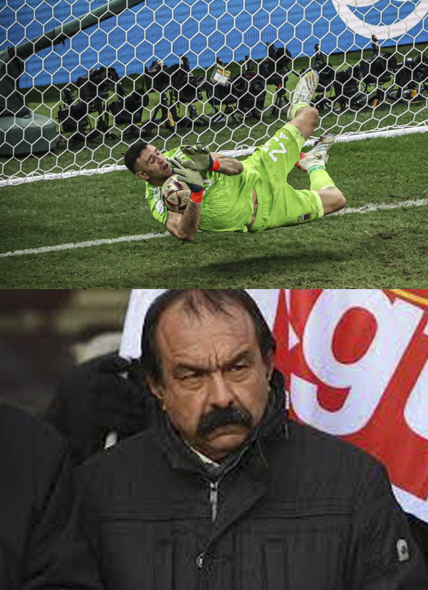 alexandre196's tweet photo. Matinez VS Martinez, l'un arrête nos but, l'autre arrête nos trains !!! #cgt #matinez :) :) :) https://t.co/V23qL1b1Kt