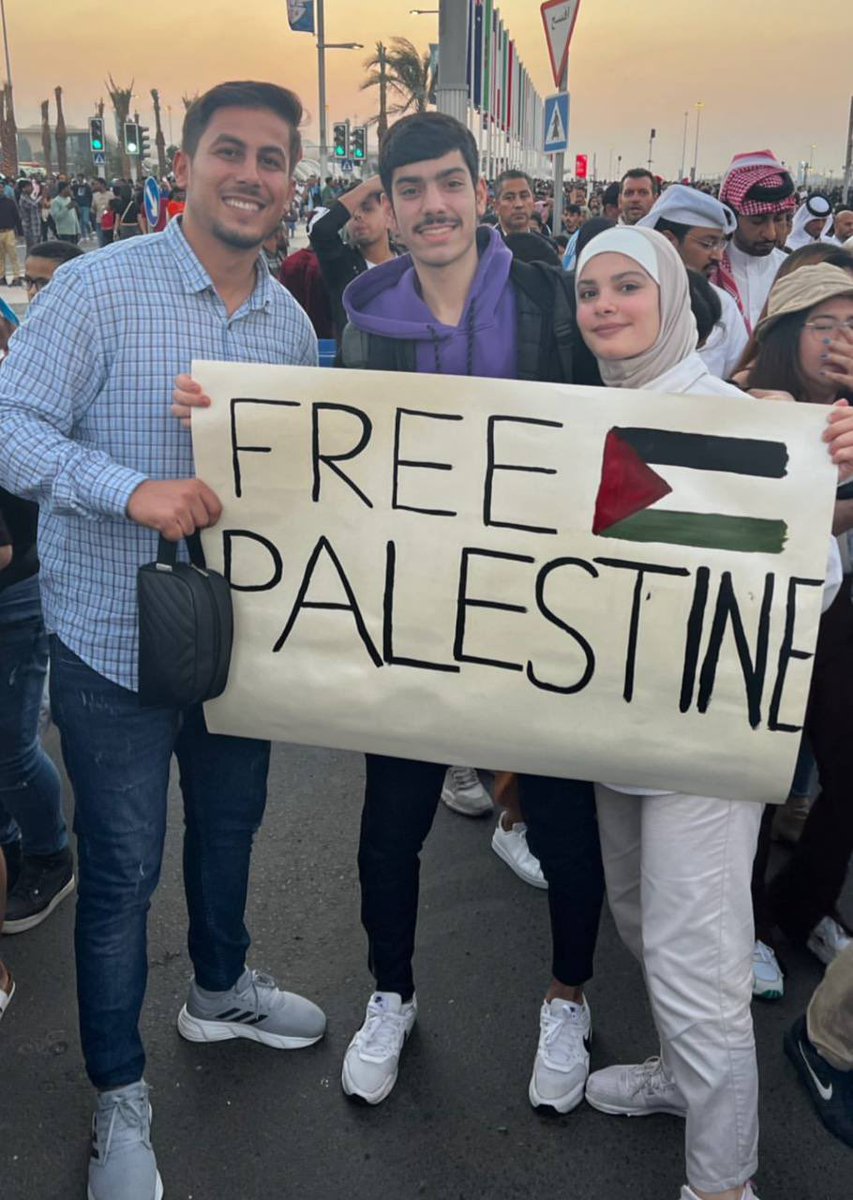 OnlinePalEng's tweet photo. Soccer World Cup fans raised a banner reading “Free Palestine” ahead of the France-Argentina match at the #FIFAWorldCup in Qatar. https://t.co/xg1OAXPeBI