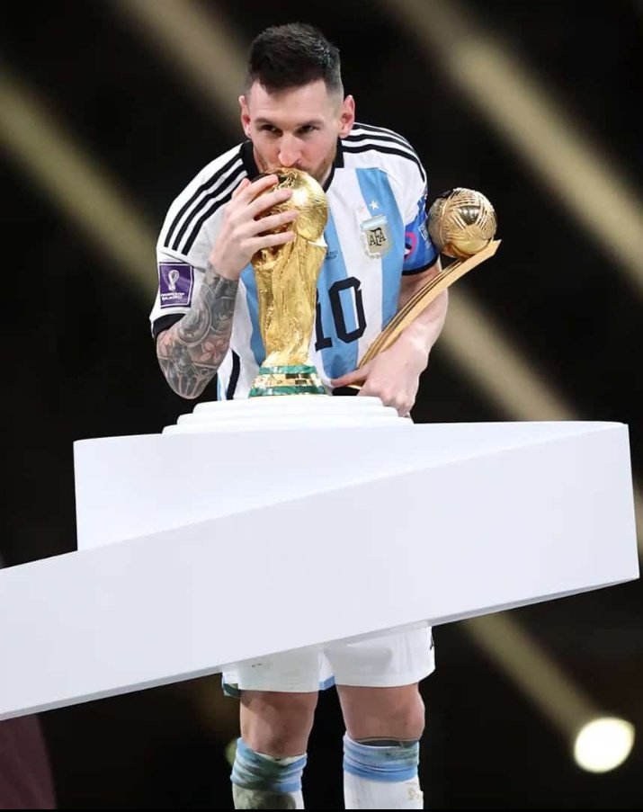 Anwesone's tweet photo. Lionel Andres Messi: THE REAL GOAT❤
(A GOD I Say♥️✊)
.
.
END OF THE DEBATE..
.
.
#WorldCup #Messi𓃵 #LeoMessi #GOAT𓃵  #FIFAWorldCup2022 https://t.co/sU21rEYUof