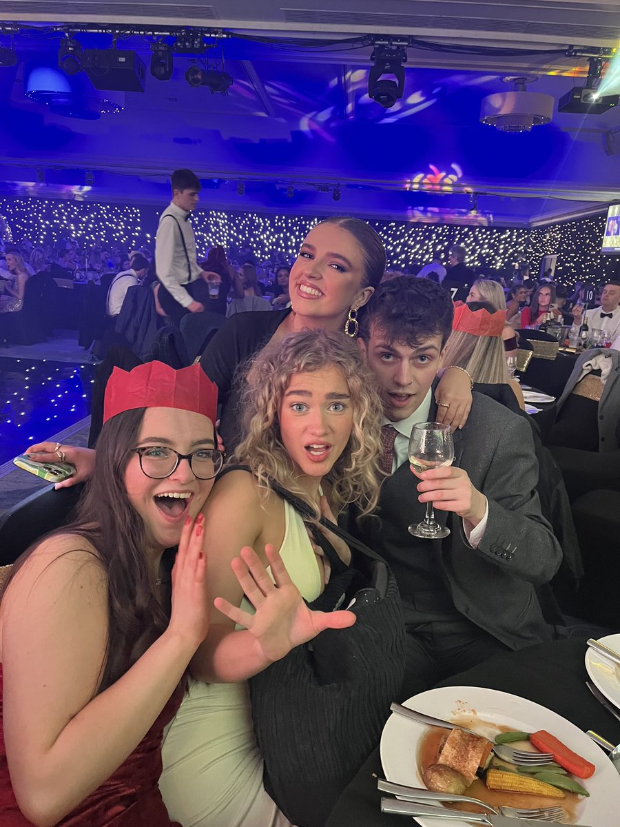 munro__danny's tweet photo. #strathbusball https://t.co/7XONf33dki