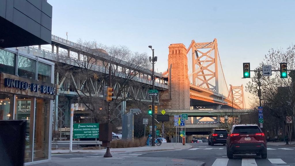 Dipietroshelly's tweet photo. New Rental Listing in Old City Phila! 2 bedrooms, parking, roof deck! https://t.co/DOL8zNYYYV https://t.co/DpvIszG6KK