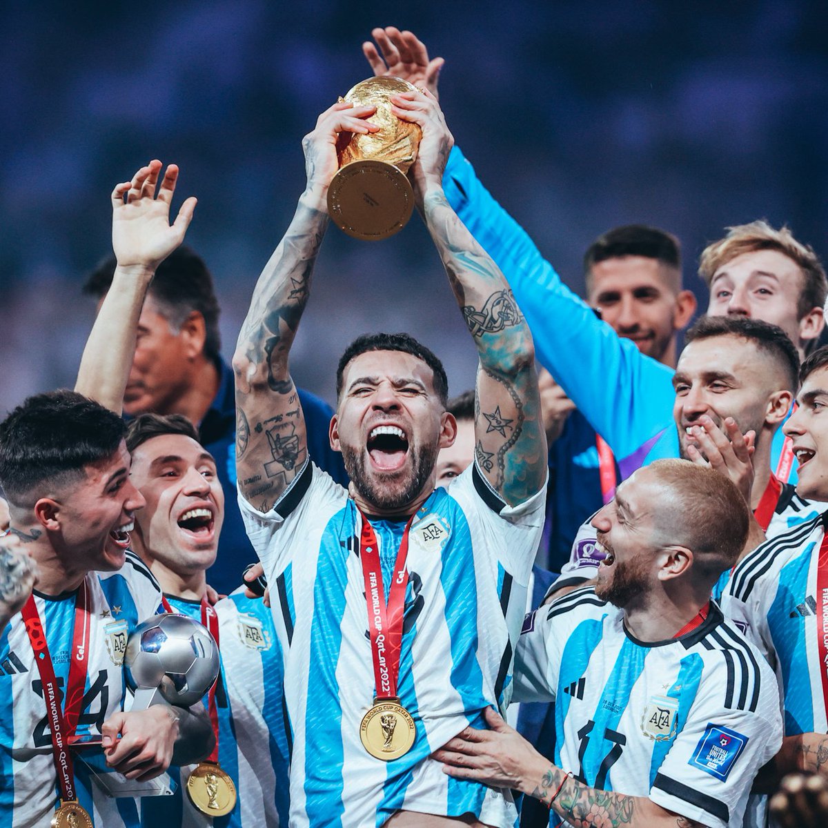 ManCity's tweet image. Our Argentinian blues! 😍🇦🇷