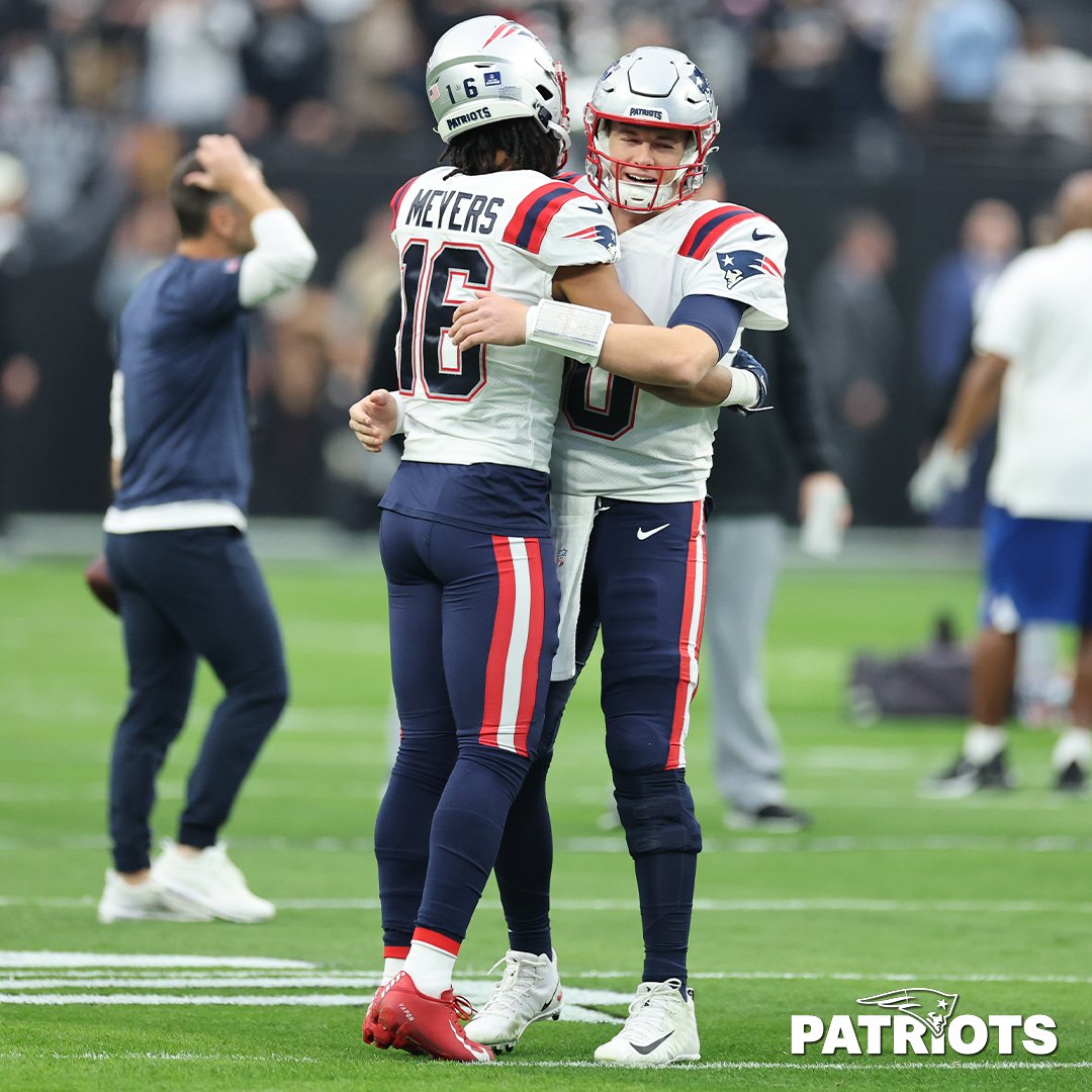 Patriots's tweet image. Missed ya, buddy.

@jkbmyrs5 | @MacJones_10