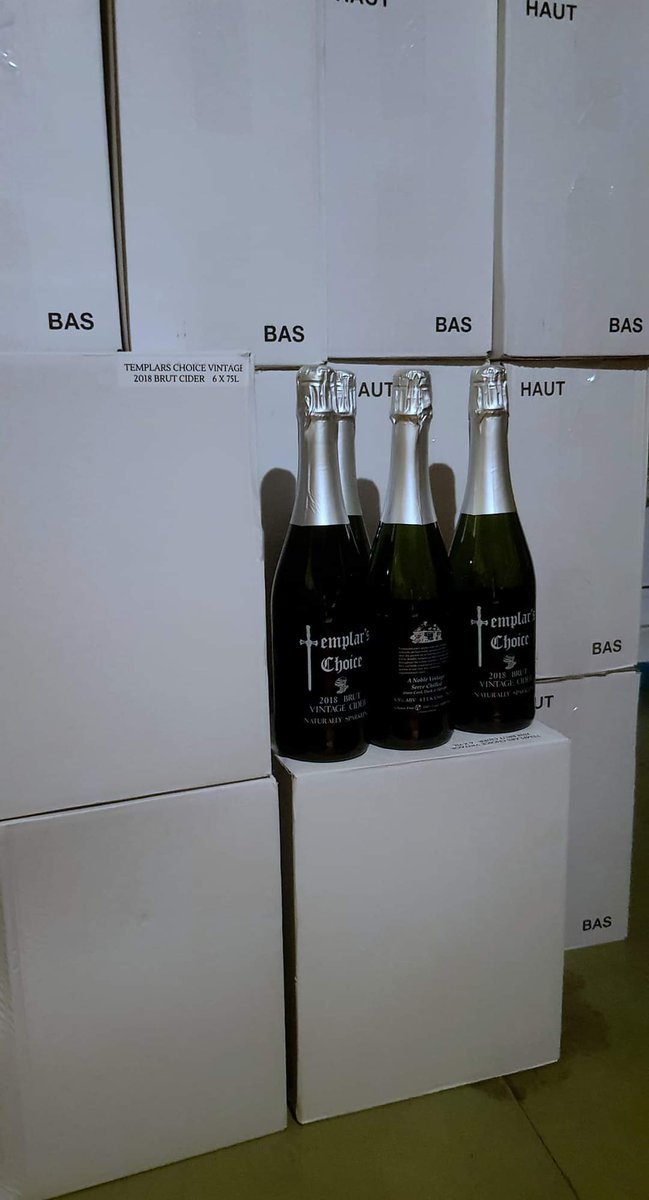TemplarsCider's tweet photo. A consignement of Templars ciders has just arrived in Estonia inc. our Vintage 2018 Brut cider courtesy of Kaire, Siidrimaja, π» #drinks #finecider #finewine #cider #realcider #hardcider https://t.co/rxjpuhSDrV https://t.co/db4Rs5FiTe