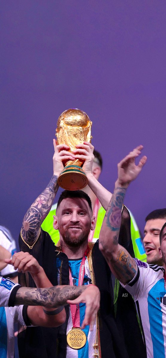 AS10OM's tweet photo. 4K #Wallpapers | MESSI GOAT ⚡️⚡️
#WorldcupQatar2022 #Argentina https://t.co/qu551JtZpl