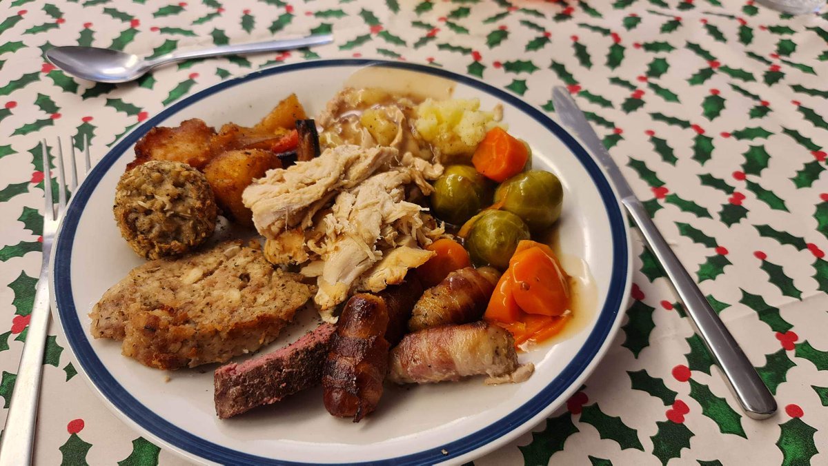 DunsFire's tweet photo. Duns Community fire station crew had their first Christmas meal after 3 yrs of lockdowns.

With thanks to FF @Foss82 creating the majority of the feast, CC @JamierentonRDC cooking and preparing the langoustine starter and FF @wakelam1267
For providing some Venison. @fire_scot https://t.co/W5VhMaOfMd