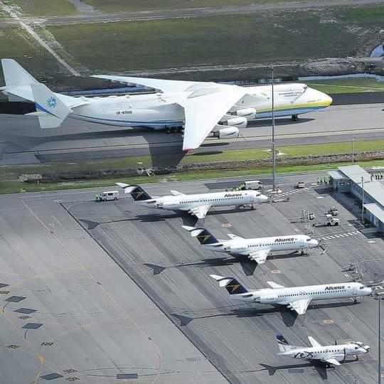 Comparación de tamaño entre el descomunal avión Antonov An-225 y algunos #avionescomerciales.