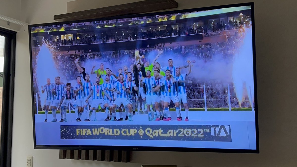 ros_molina's tweet photo. Bravo muchachos!!! 👏🏻👏🏻👏🏻 #Argentina #CampeonMundial #Qatar2022 https://t.co/WB93LZPes6