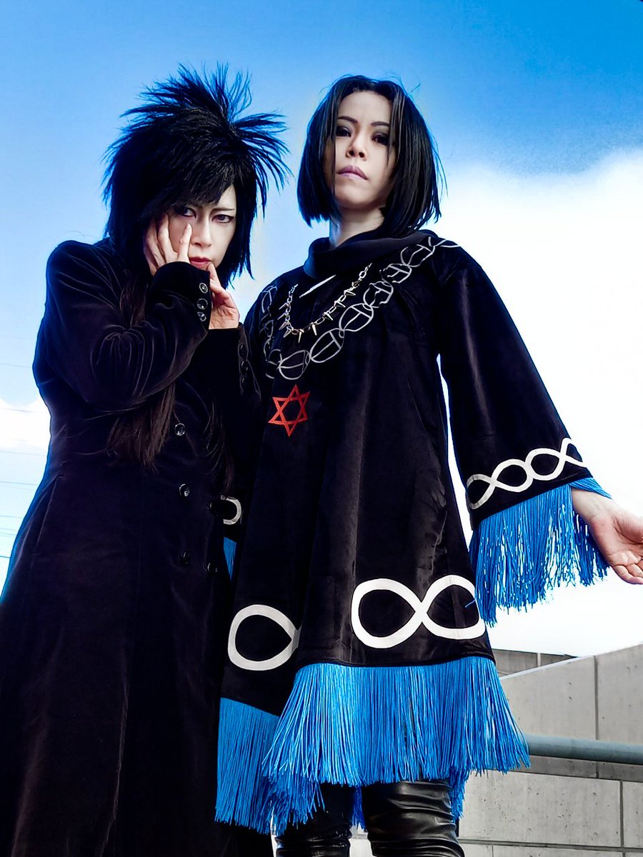 zer_olouch's tweet photo. #LUNACY #黒服限定GlG2022 🌙
コスプレのお姉様方を見て憧れて
長年の夢の一つでした🤞

INORAN:らんさん
RYUICHI:サツキ
P:六さん
with love😘️ https://t.co/SHnibxz0lB