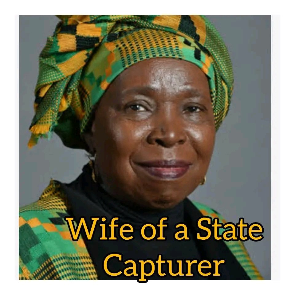 Mqadi99's tweet image. #NkandlaGate #GuptaGate #BosasaGate #DuduMyeniGate #KhweziGate #StateCaptureGate 
#DigitalVibes 
#SarafinaGate