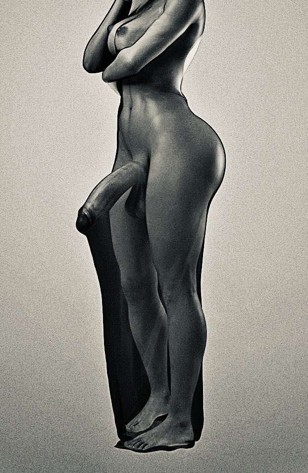 Sombra is wearing a dress to sorta get in spirit of #SeductiveSunday. 

So is this 𝙨𝙚𝙙𝙪𝙘𝙩𝙞𝙫𝙚 enough for you, naughty, dirty ass, skank.~