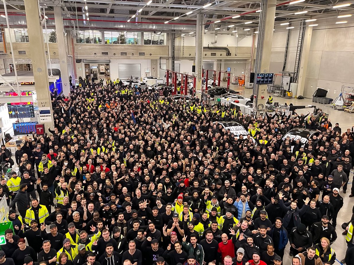 Tesla tweet media