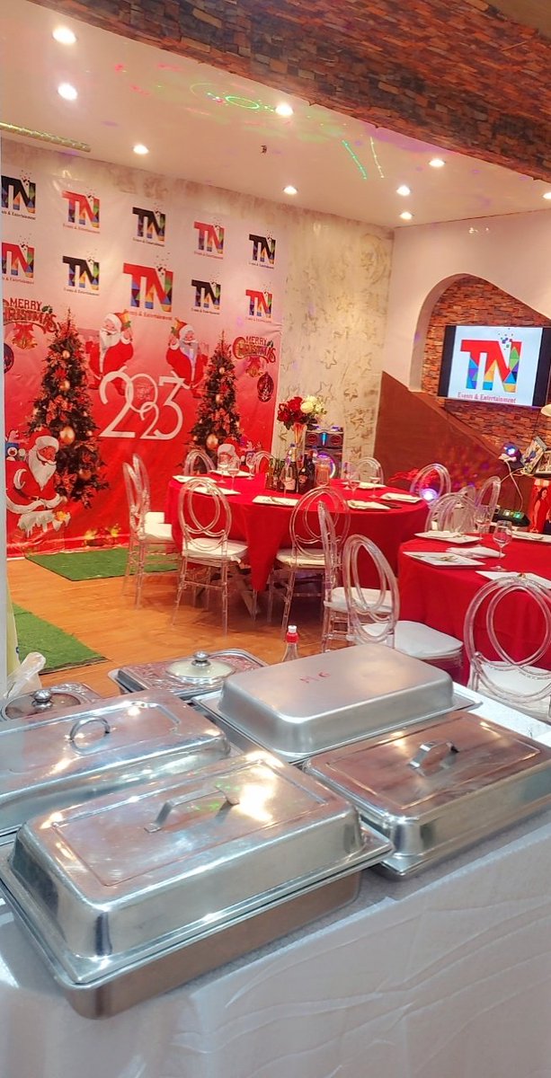 tn_event's tweet photo. Yesterday 17th December, Holiday Spirit filled the room with our Colleagues. Merry Christmas and a Prosperous New Year to you all. @tn_event , Christmas and New Year always come Earlier. https://t.co/TQl5GLi6mA