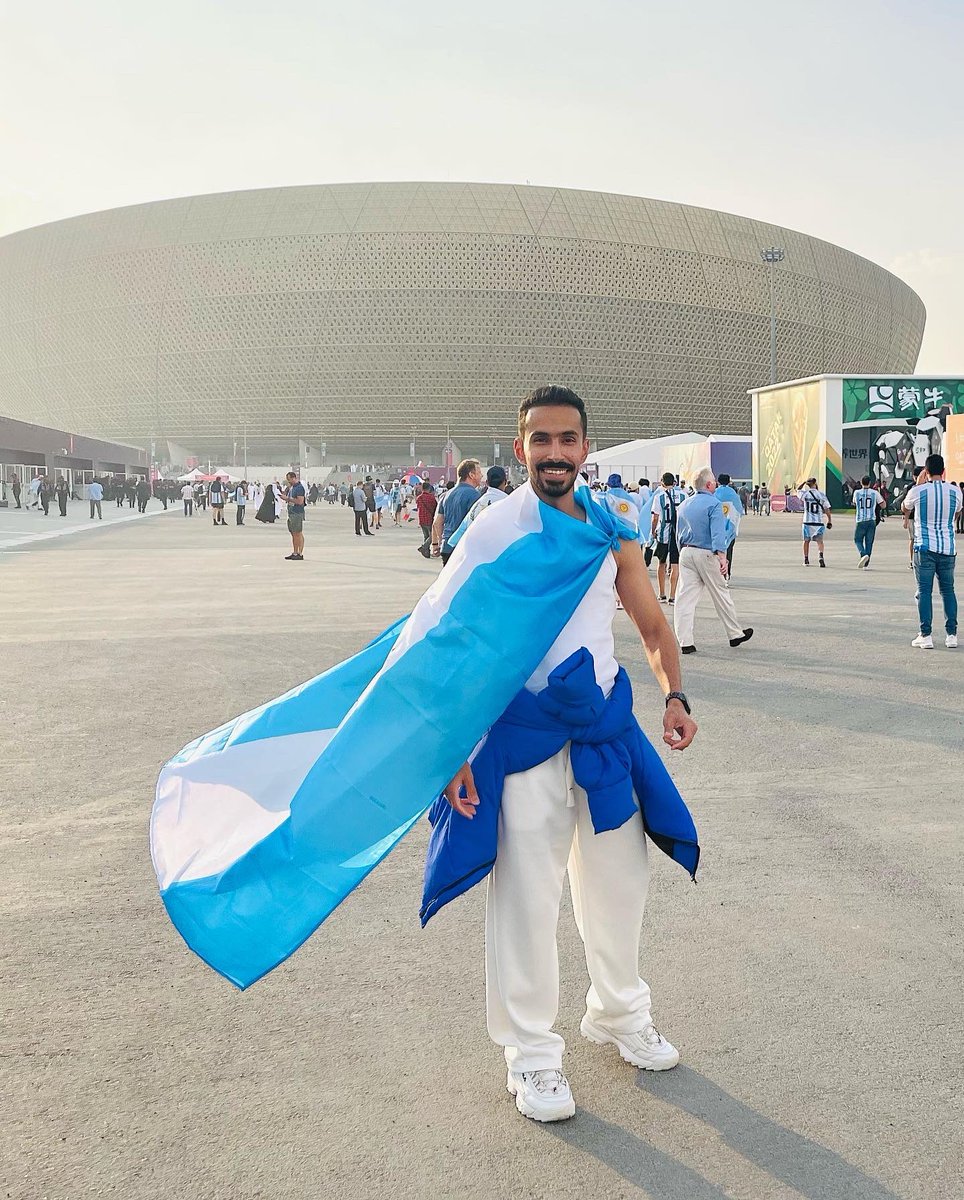 Sido1x's tweet photo. يوم للتاريخ وحضور اهم مباراة في التاريخ الحمدلله 🤍🇦🇷💙.
#FIFAWorldCup https://t.co/3BjyPJKKko