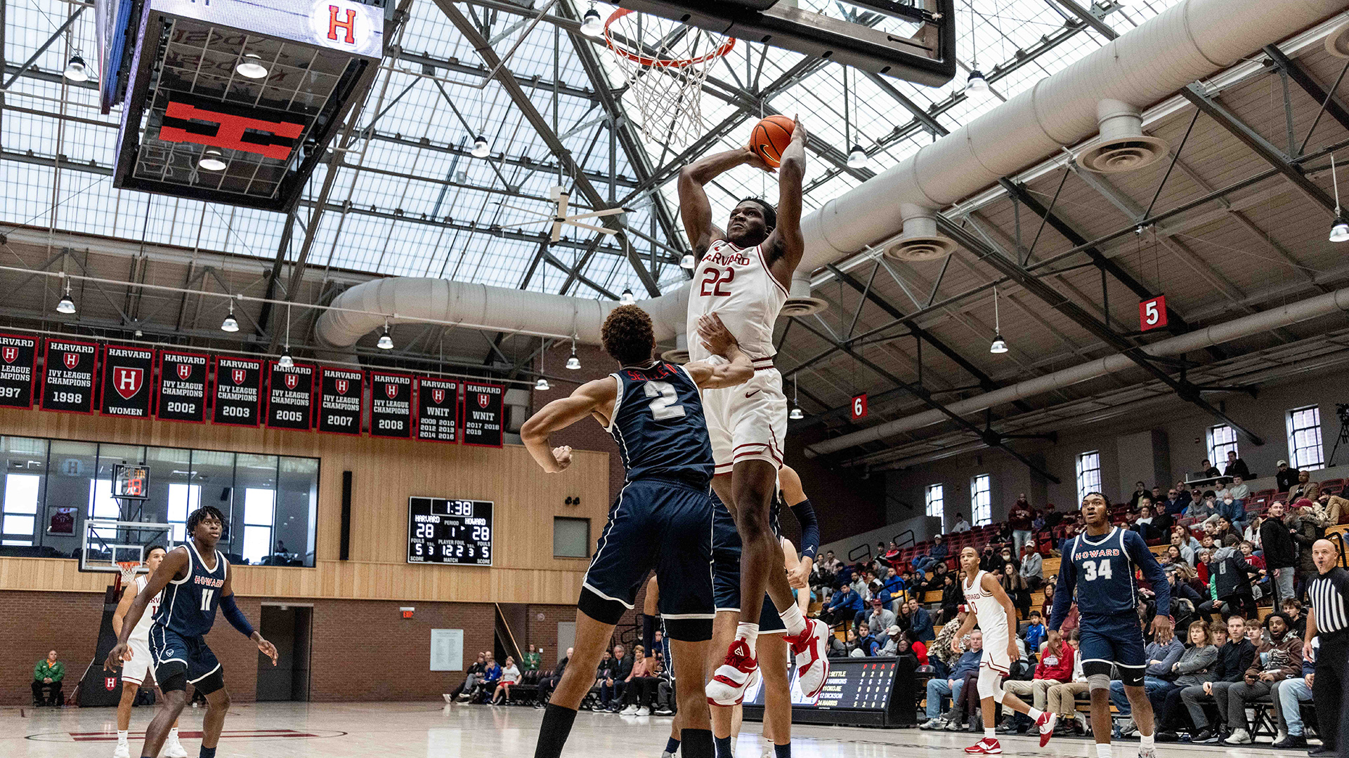 THCSports/Harvard Basketball / Twitter