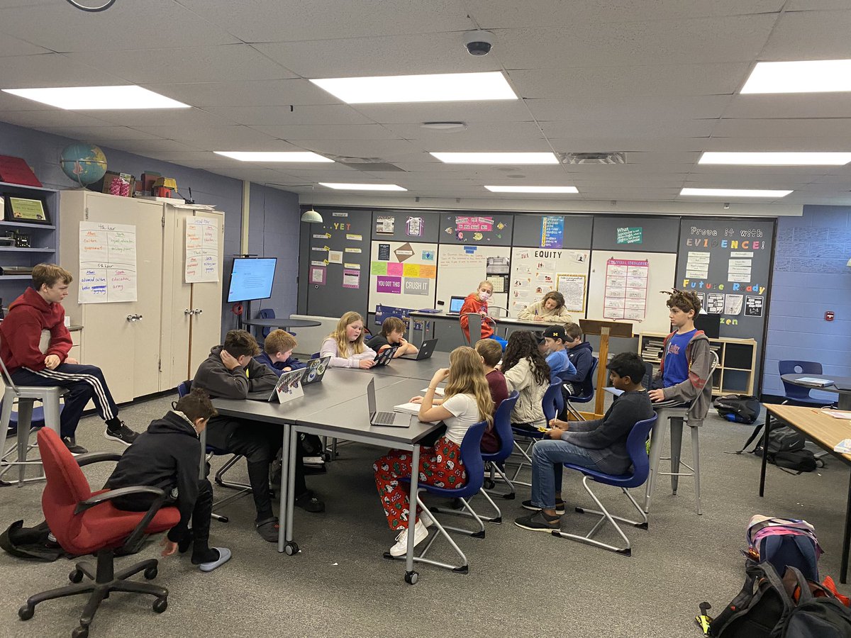 Evidence-based discussion practice using a fishbowl method. Peers were able to provide very specific feedback. Students are specifically working on skills related to  debating. #sascompass