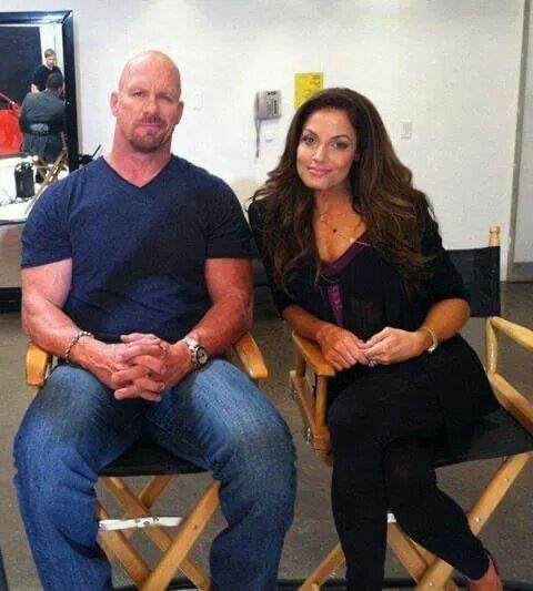 Happy birthday to Stone Cold and Trish Stratus! 