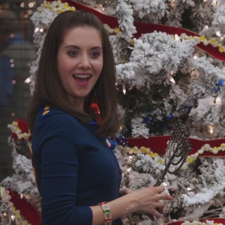 happy Hanukkah to my jewish mutuals ! here is a happy annie edison to offer yall well wishes🫶🏽