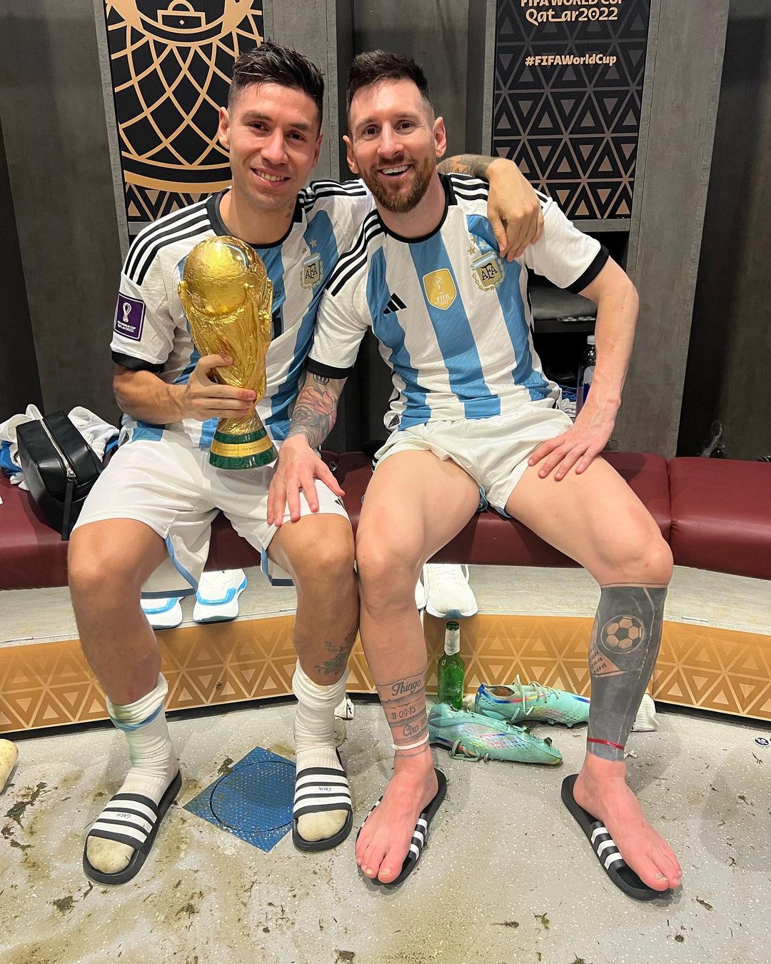 SportsCenter on Twitter: "EL GOAT Y EL QUE MARCÓ EL PENAL DEFINITORIO: Leo Messi y Montiel, felices por la consagración en la Copa del Mundo. 📷 gonzalo_montiel29 https://t.co/8MKvmMIlsT" / Twitter