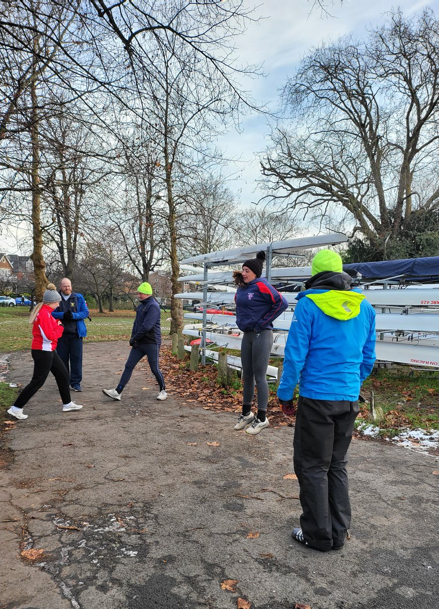 Fantastic work from coaches on the @BritishRowing Session Coach course at @KingstonRC. Excellent emotional intelligence & sharing of good practice to create safe & high quality learning environments. 🚣 @BR_Coach_Ed @Sport_England