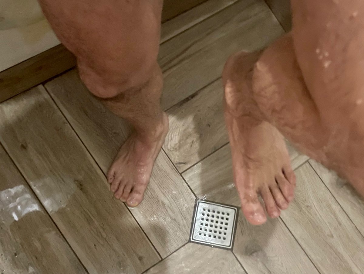 DimitriiKing's tweet photo. Good night, fans! 🦶🦵🦶
#findom #bdsm #feet #master #maledom  #findoms #footfetishnation #cashmaster #footfetish #findomking #findomworship #paypigs #financialdomination #fetish #feetworship #dominant #feetpics #topmaster #paypigswanted #findomfetish #toespics 
#humiliation https://t.co/o04DuXQLMt