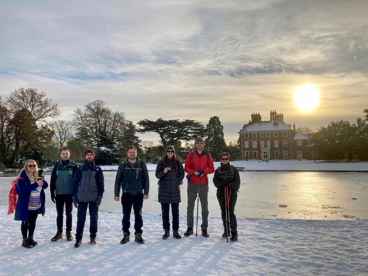 StagWalkers's tweet photo. We were walking in a winter wonderland yesterday ❄️⛄️☀️

🥾Thanks to Martin for leading the 9 mile @RamblersGB route, from Crews Hill to @Forty_Hall via the New River

#stagwalkers #winterwalk #londonwalks #hertfordshirewalks #newriver #fortyhall #ramblers https://t.co/VoNy0kaZka