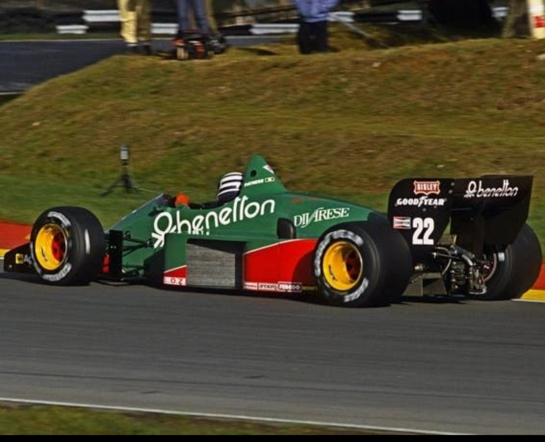 SubaruPictures's tweet photo. Riccardo Patrese - Alfa Romeo https://t.co/2DdAKGdVXY
