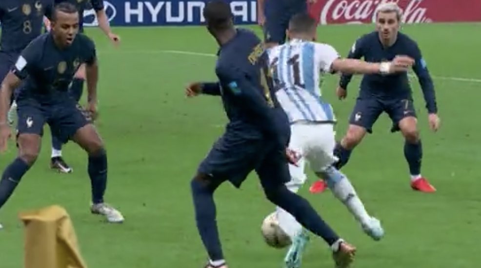 gabsique95's tweet photo. your sins have been forgiven @dembouz 🫶🤲 https://t.co/YnYHA9nyfu