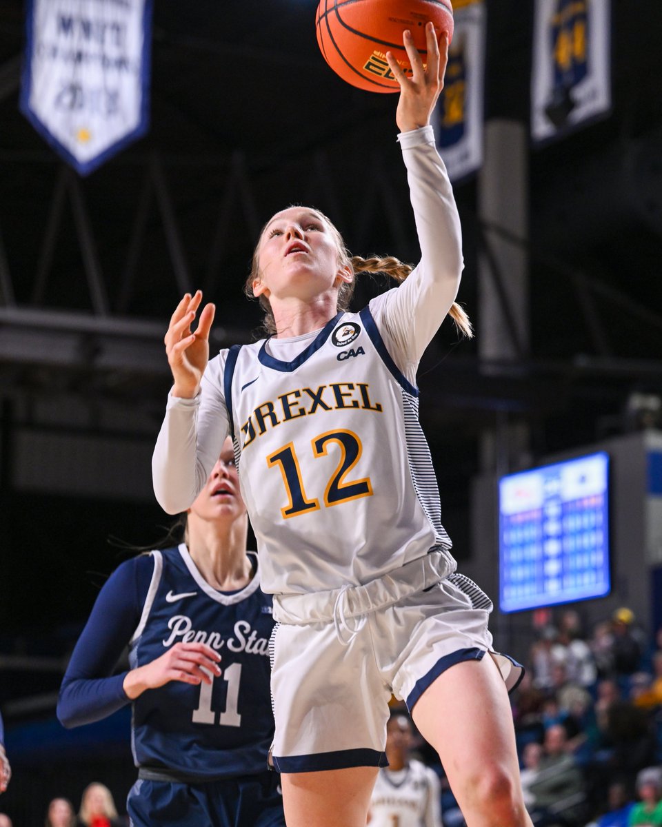 DrexelWBB's tweet image. E ARE 😏

#ThanksForTheW
#FearTheDragon