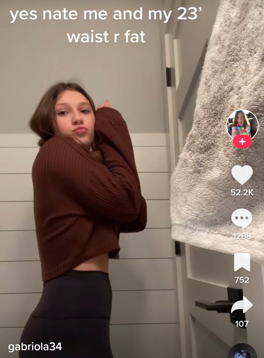 maya on Twitter: "sorry but there is literally no way she has a 23in waist"