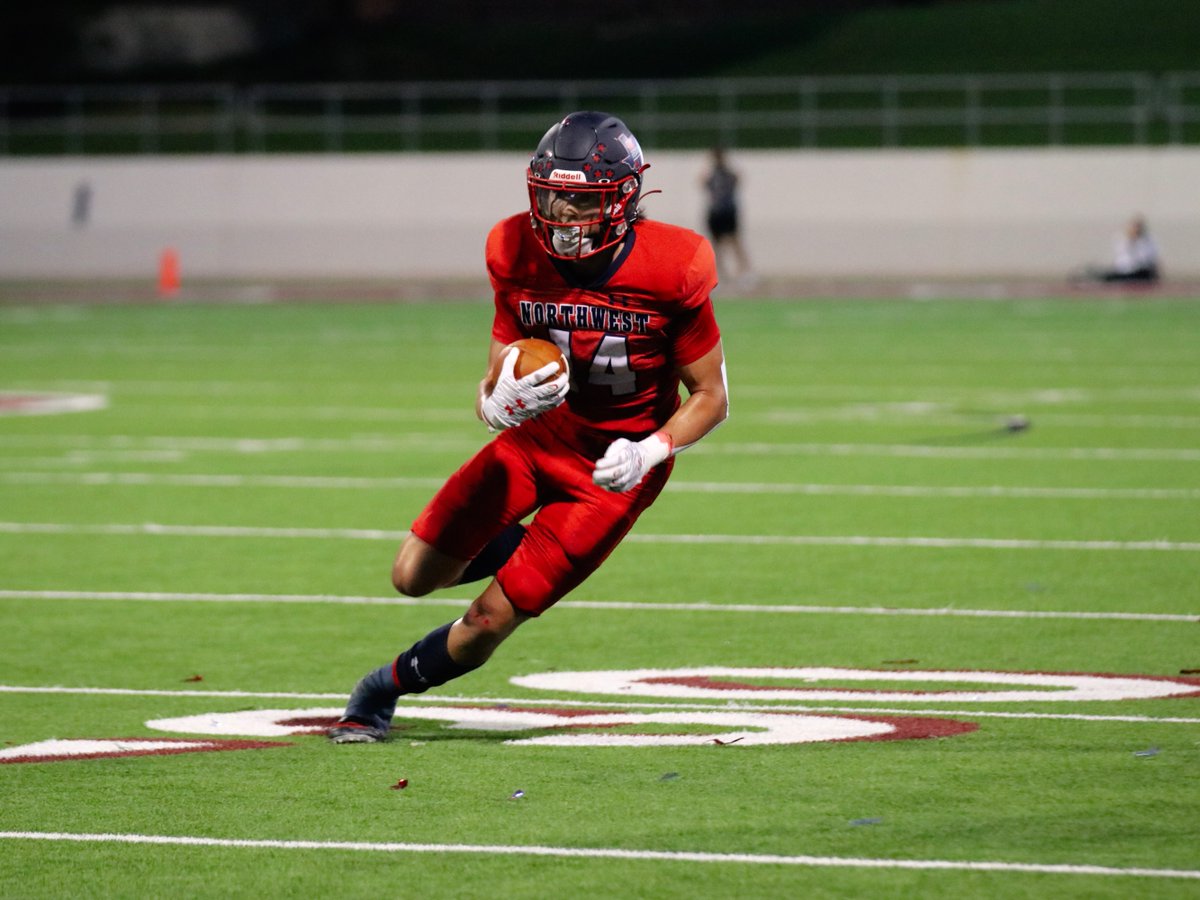 Congratulations to Logan Jeskevic (<a href="/LJeskevic/">Logan Jeskevic</a>) for being selected as District 3-5A D1 1st TEAM ALL-DISTRICT WIDE RECEIVER!

<a href="/NWTexanFootball/">NW Texans Football</a>
<a href="/NHSRecruits/">Northwest High School Football Recruiting</a>

#RaiseTheBar #TexanPride