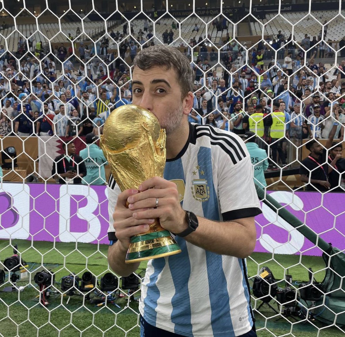 Samuel Cáceres tweet media