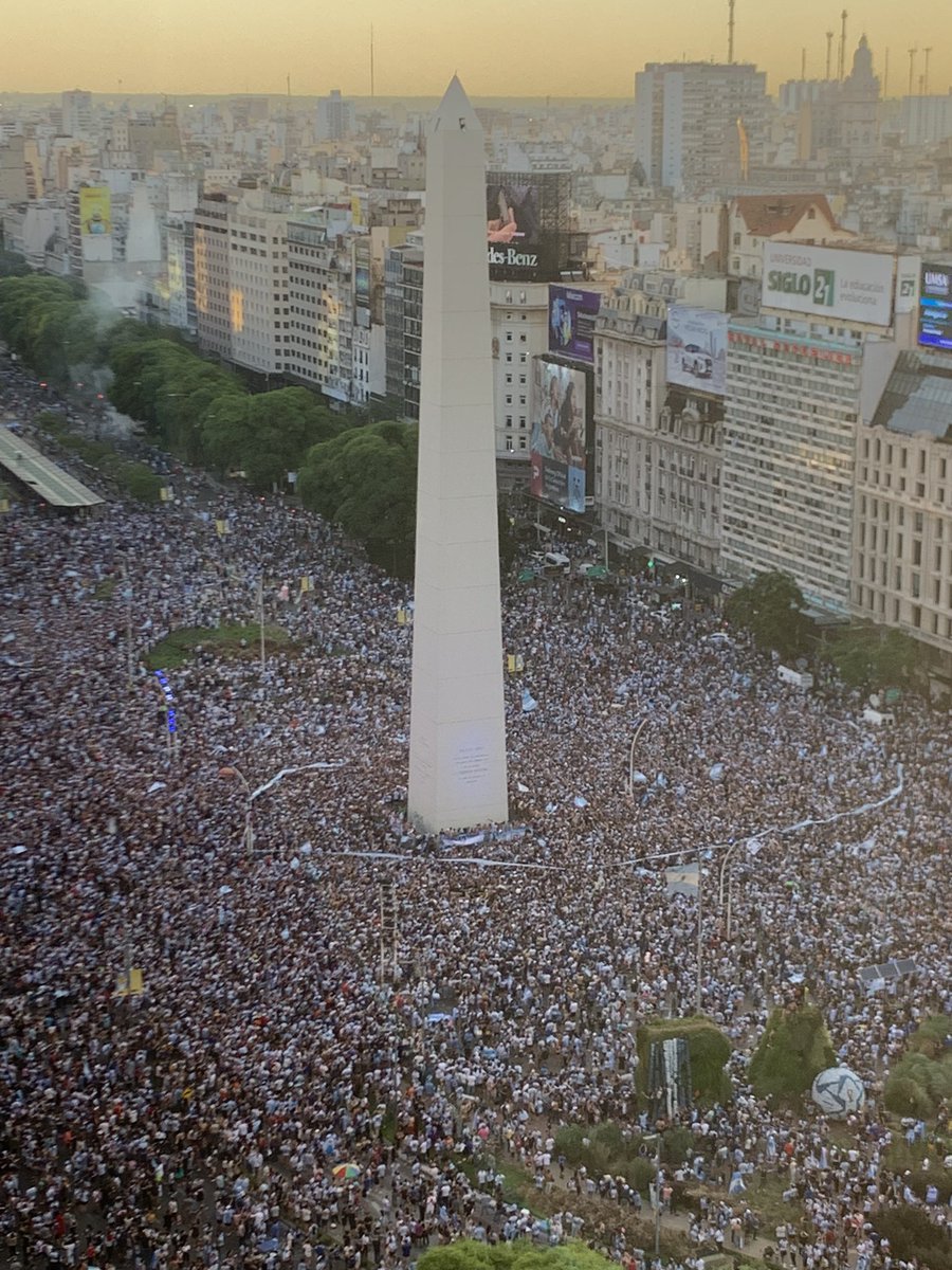 Felicitaciones Argentina y Messi!! 🏆 👏👏👏
