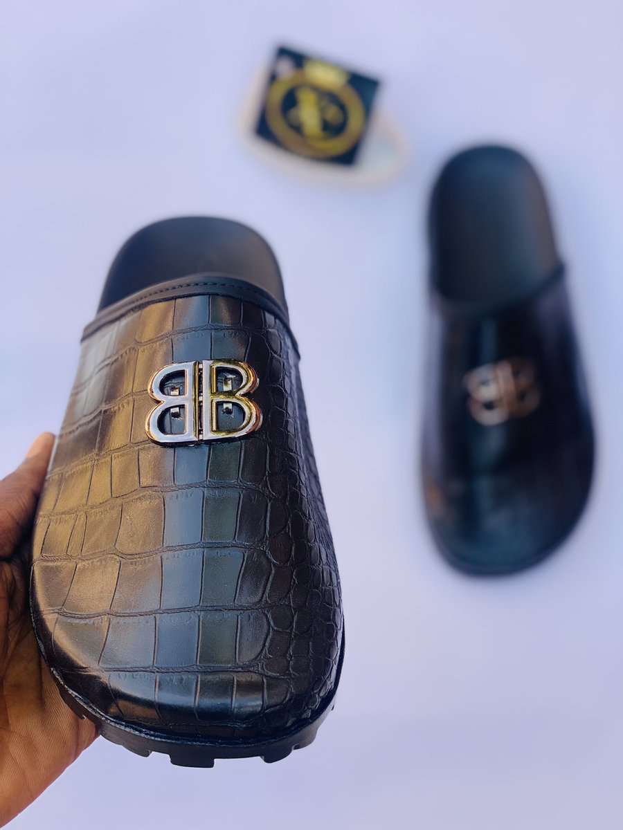 Gulaam X/C (Clothing and Footies👞👟) tweet media