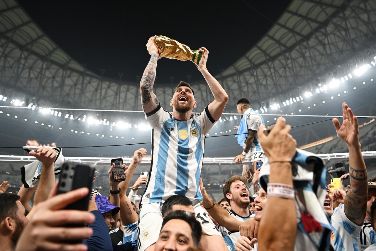 harybasulto's tweet photo. Simplemente que bello es este deporte y que final de un mundial ⚽️🏆🔟🇦🇷🙌🏻 https://t.co/OZG0AdUZog