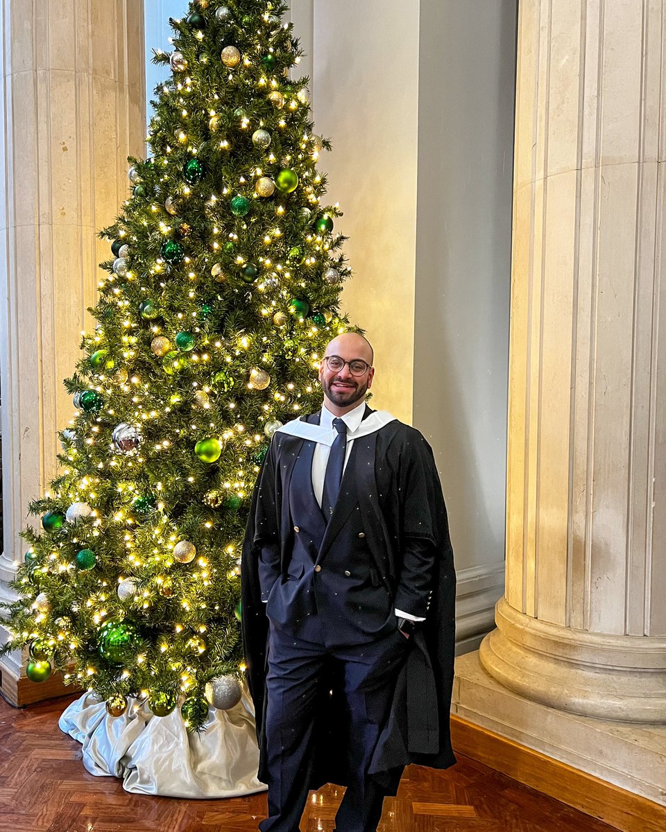 It was great to celebrate graduating from the University of Leeds this week! 

MSc SEM Pass with distinction ✅🥳

No such achievement is accomplished alone and I am so grateful for the support of my family and the mentors I have gained along the way.
#sportandexercisemedicine