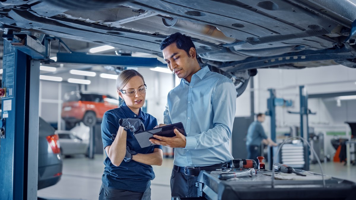 LBSmithFord's tweet photo. Is a holiday road trip on the horizon? Avoid any unwanted pit stops by making sure your vehicle is in top condition. Give us a call 888-904-4071 or visit us online to sign up for an appointment today: https://t.co/0d8WdwJ446 https://t.co/uubBDTvF9S