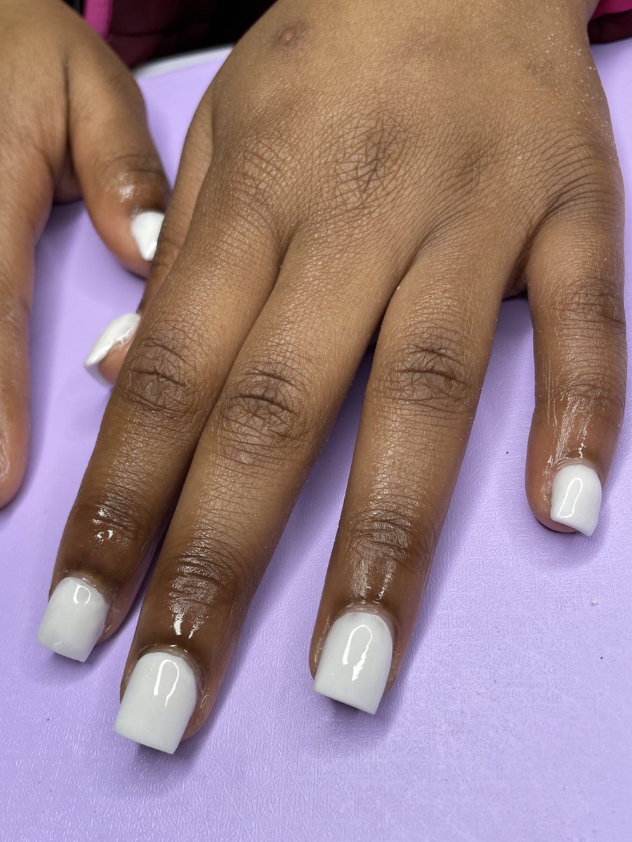 TeronaGlam's tweet photo. White overlay🤍🤍

@terona.glam on IG 🤍🤍

#baltimorenailtech #baltimorenails #acrylicoverlay https://t.co/vumoLKPByL