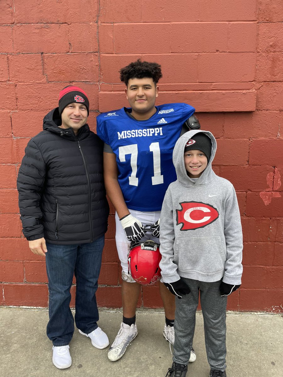 Coach_Stanford's tweet photo. Great day of watching ball yesterday. Enjoyed seeing @iamJCalvin4 @crooked_6  @Cameron50494467 https://t.co/VYJkn7fRJr