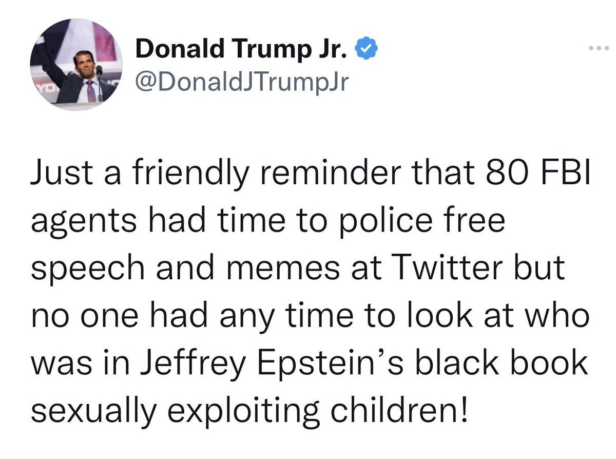 JoJoFromJerz's tweet photo. Jr. knows who is father is, no? https://t.co/mHmWFI3Rsr