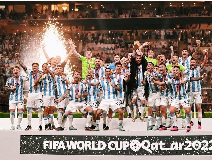 MailenStocker's tweet photo. Campeones del mundo 🇦🇷 https://t.co/XzCQ9Zp8wl