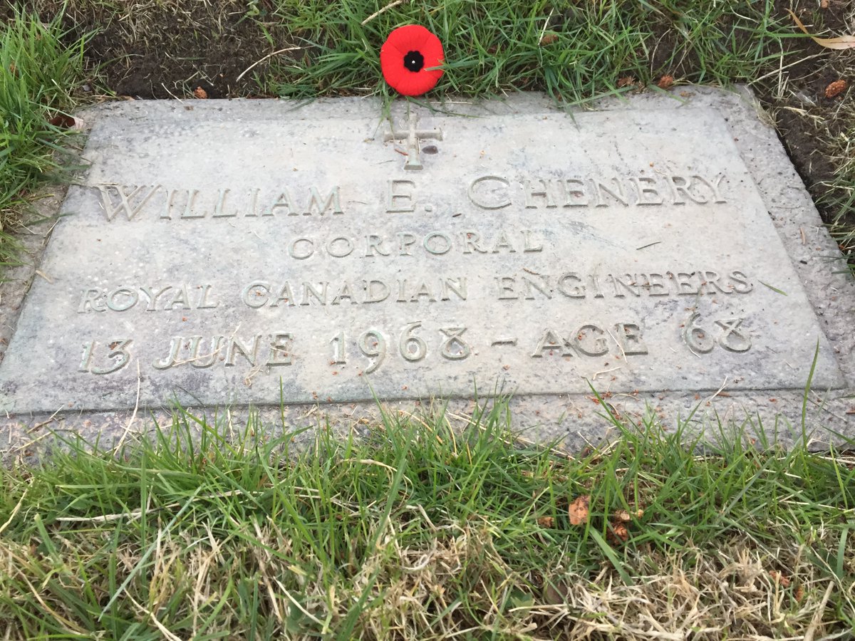 This Canadian volunteered in both world wars: ireneplett.weebly.com/blog/a-willing… #remembrance #LestWeForget #WW1 #WW2