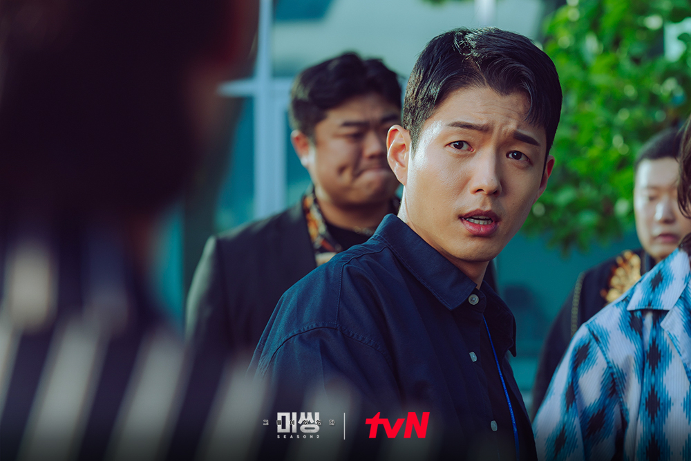CJnDrama's tweet photo. [𝘿-𝘿𝙖𝙮✨] <미씽: 그들이 있었다2> 첫 방송!

더 커진 세계관 속 흥미진진한 이야기!

얼른 보고 싶어서 벌써 안방 1열 중😍

12/19 [월] 첫 방송 | [월화] 저녁 8:50
#미씽그들이있었다2 #missingtheotherside2
#tvN #스트리밍은TVING
#고수 #허준호 #이정은 #안소희 #김동휘 #하준 https://t.co/57iV9XWRmK